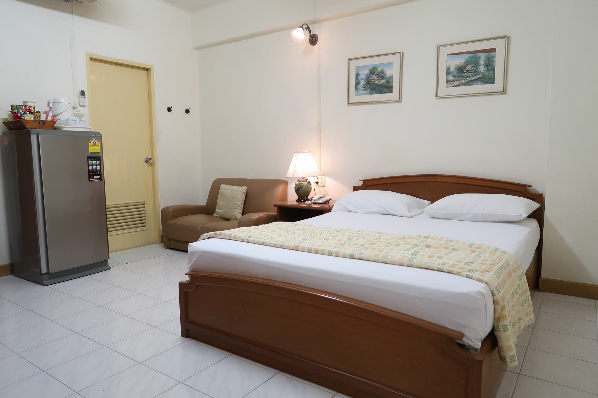 Phawana Sweet Hotel Bangkok Exterior foto